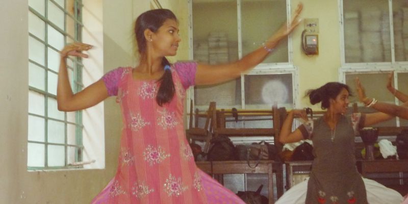 Kolkata Sanved